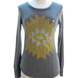 American Eagle long sleeve T